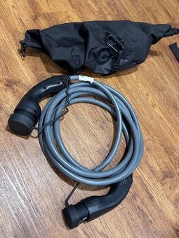 Nový, rychlonabíjecí kabel BMW