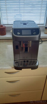 Prodám DeLonghi Magnifica Plus ECAM320.70TB