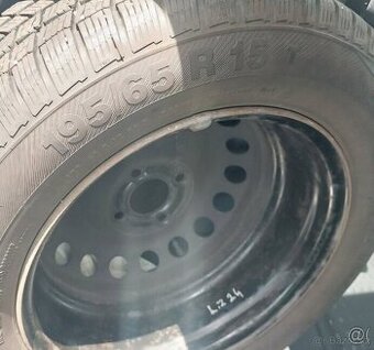 2xBarum pneu s plech. diskem 195/65 R15 91H
