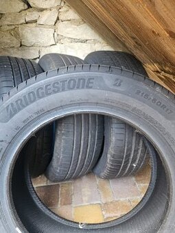 Nové pneu Bridgestone Turanza 6 215/60 R17 96H