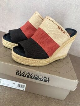 Napapijri vel. 36