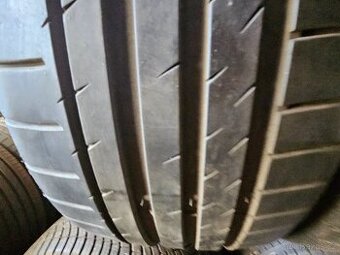 245/40R18 97Y XL SureGrip Pro Sport GRIPMAX