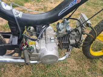 Motor YX 140 Stomp pro pitbike