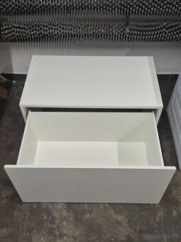 Lavice Ikea Smastad