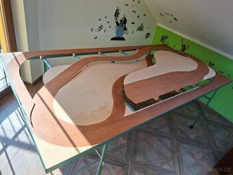 Panel kolejiště pro HO i TT