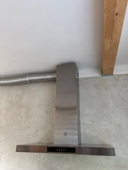 Digestoř Electrolux