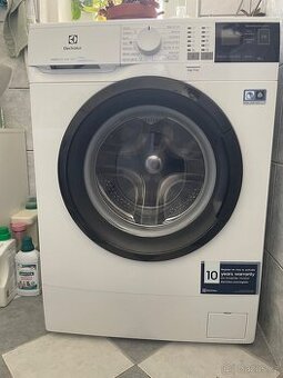 Pračka Electrolux