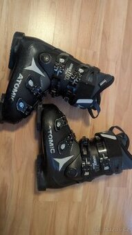 lyžáky Atomic Hawx Magna 110s, velikost 26,5 MP/41,5 EU
