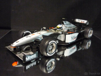 McLaren MP4-15 Hakkinen Formule F1 Hot Wheels 1/18