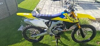 Suzuki rmz 250