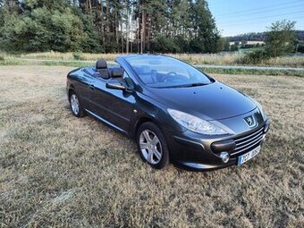 Peugeot 307 CC kabriolet - garážované