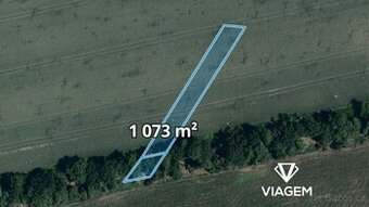 Pole 621 m²