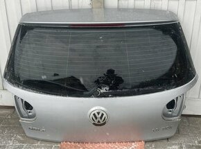 Víko kufru VW Golf 5