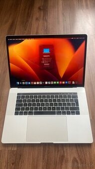 MacBook Pro 15”, i7, 16Gb, 256Gb