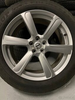 Original zimni alu Volvo XC90 II r19 235/55/19 95%