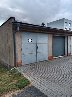 Pronájem garáže se sklípkem - Rousínov