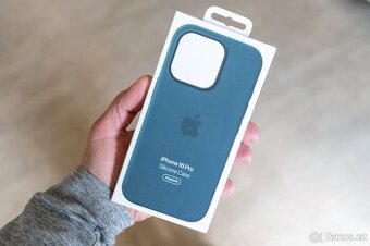 Silikonový kryt s MagSafe na iPhone 16 Pro - jezerně zelený
