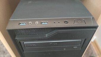 Prodám počítač HAL 3000 + monitor Acer - 1