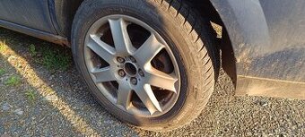 Litá kola Ford Mondeo MK3.
