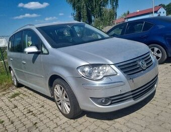 Vůz na náhradní díly VW Touran 1T2 FL 2007 BMM JPK LA7W