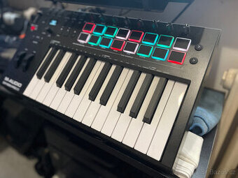M-Audio Oxygen Pro 25