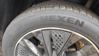 Letní pneu 215/50 R18