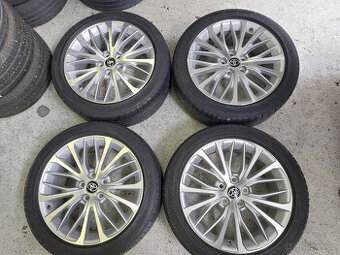 Originál alu kola 18" na Toyota Camry letní