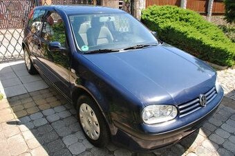 VW GOLF 4 1.4 55kW - klimatizace - naj. 148 000km