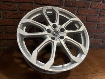 1 kus RENAULT SCENIC 20” včetně TPMS snímače tlaku