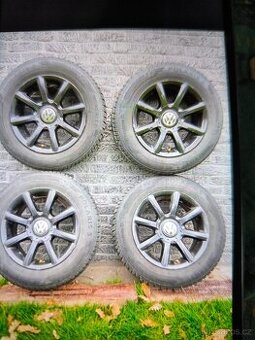 Prodám černá ALU 195/65r15