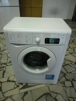 Prodáme pračku Indesit na 5 kg prádla, A+ class