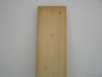 Obložení lakovaný smrk