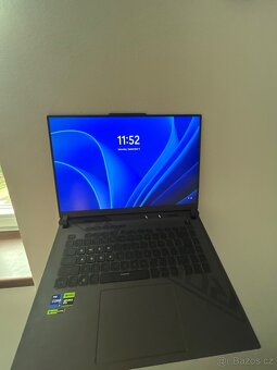 Herní notebook (2023) -ASUS G614JU - Vyborny stav