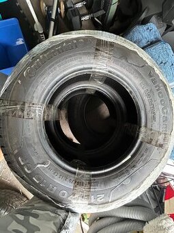 Pneumatiky Continental VancoCamper 215/70 R15CP 109 R Letní