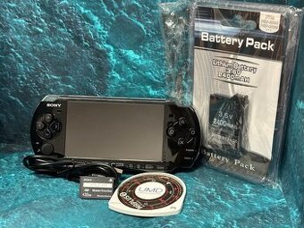 PSP 3000 Piano black perfektní display - 1