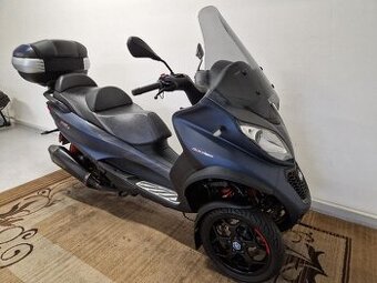Piaggio MP3 500 hpe Zpátečka LED denní svícení AKRAPOVIČ