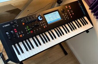 YAMAHA MODX6+
