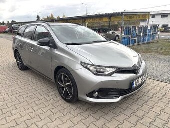 Toyota Auris, 1.6i Selection rok 2017, TOP STAV