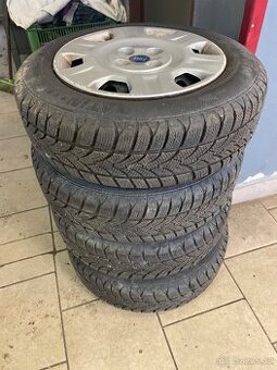 Zimní pneu 165/70/14 plech disky 4x98 ET35