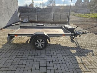 Přívěsný vozík