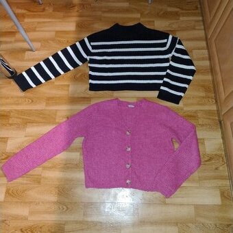 2 dívčí svetry