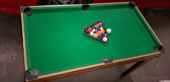 Kulečník, stolní fotbal