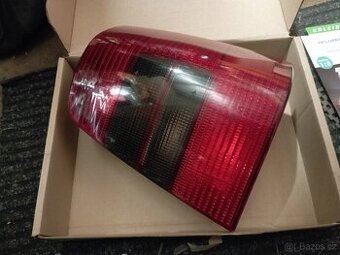 Volkswagen Golf 3 Variant zadní světlo Hella