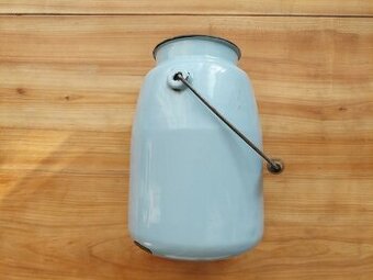 Staré retro nádobí, konvice - konvička smaltovaná, moc pěkná