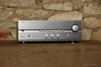 Denon PMA 915R.