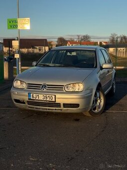 Volkswagen golf 4