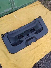 Peugeot 2008 vnitřní výplň víka kufru 5 dveří