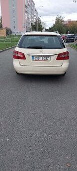 Mercedes -Benz  E Combi