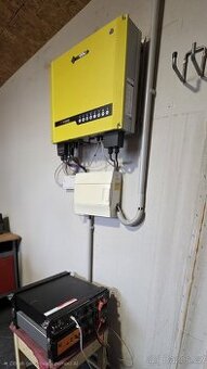 Solární set: Hybridní měnič GoodWe + baterie Pylontech