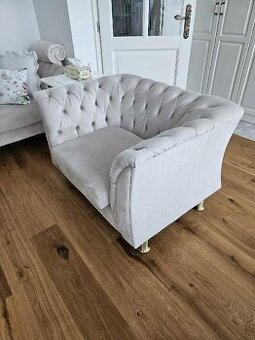 Křeslo Chesterfield